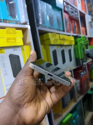 Vivo V25 128 GB Orange