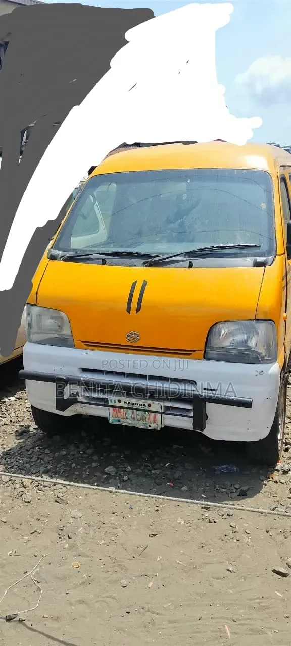Suzuki Every 2019 Yellow