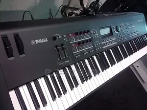 Yamaha Motif Mox8