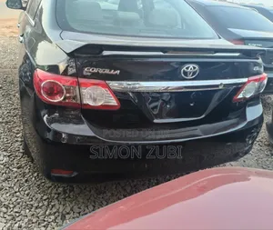 Toyota Corolla LE 4dr Sedan (1.8L 4cyl 4A) 2012 Black