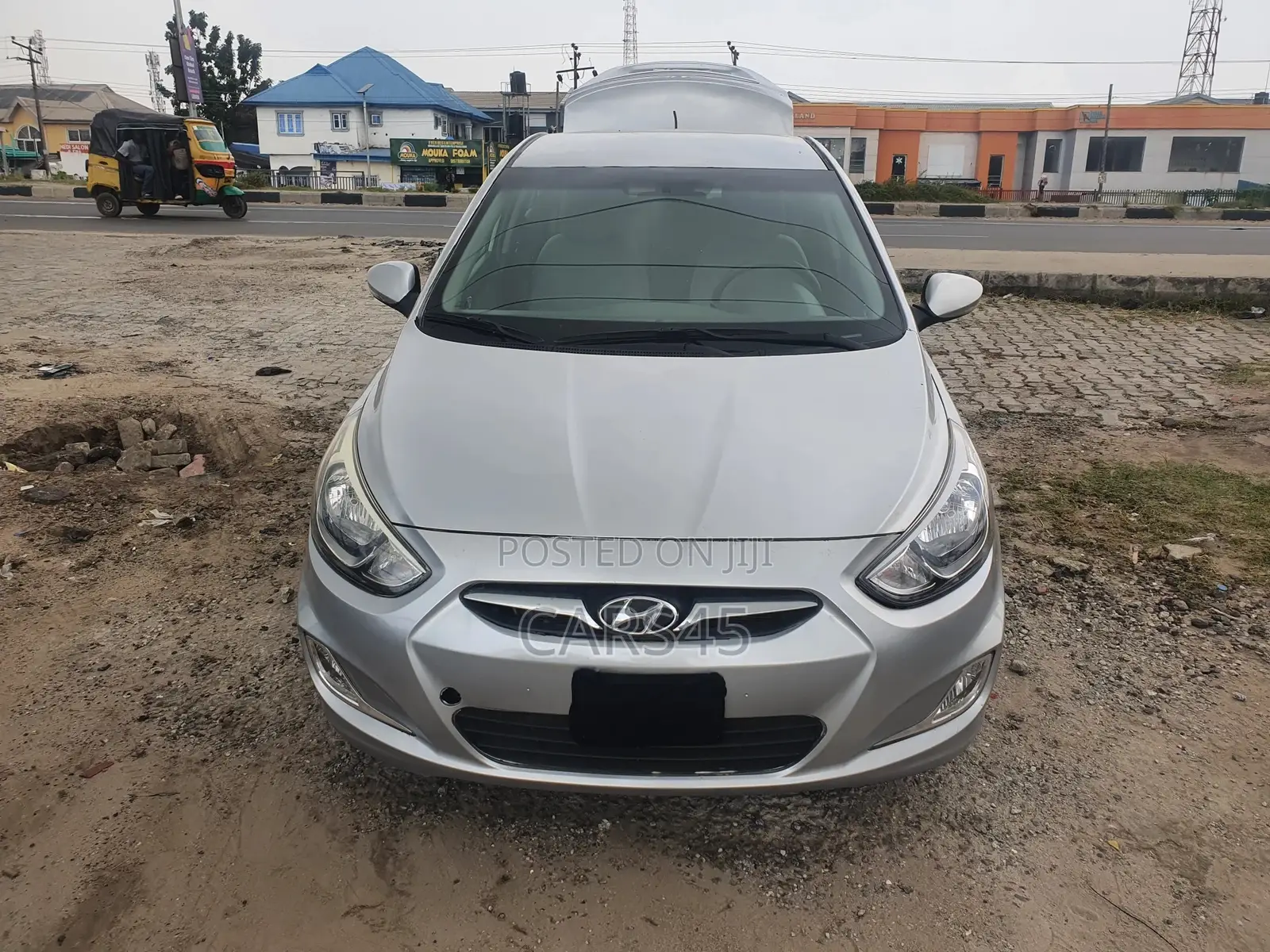 Hyundai Accent 2015 Silver