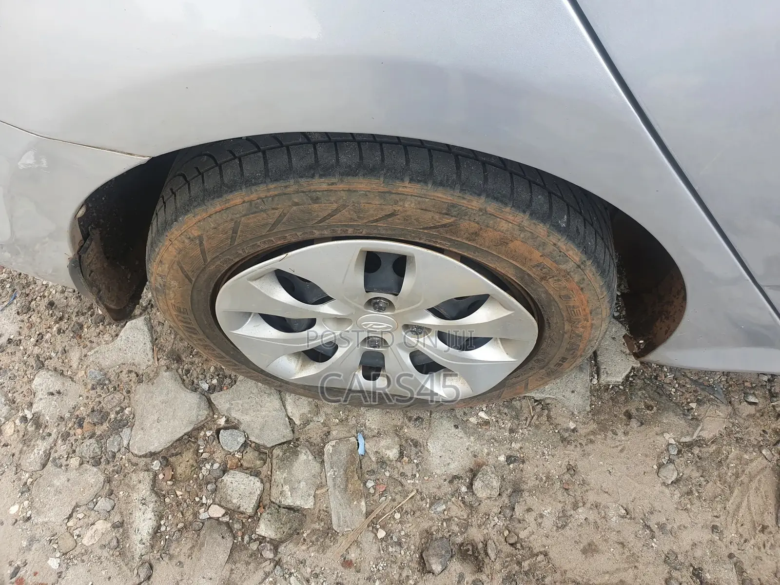 Hyundai Accent 2015 Silver