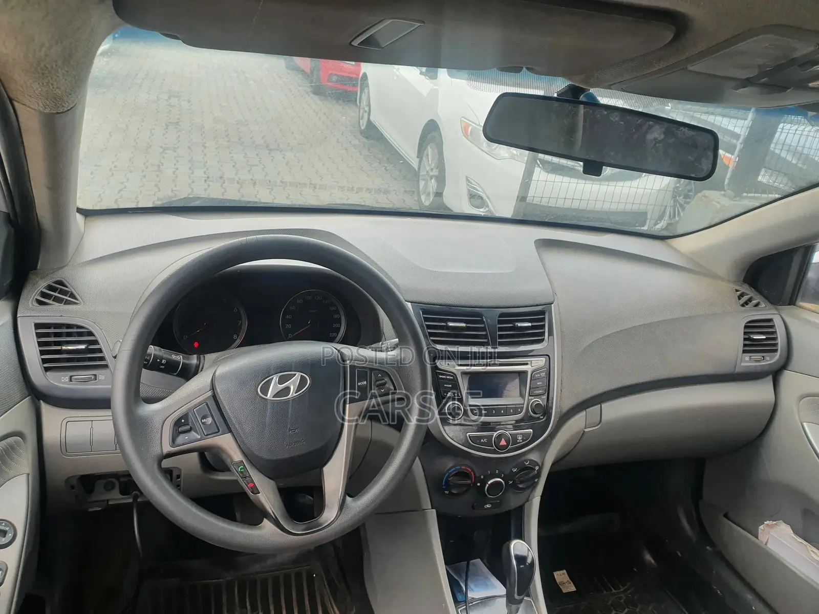 Hyundai Accent 2015 Silver