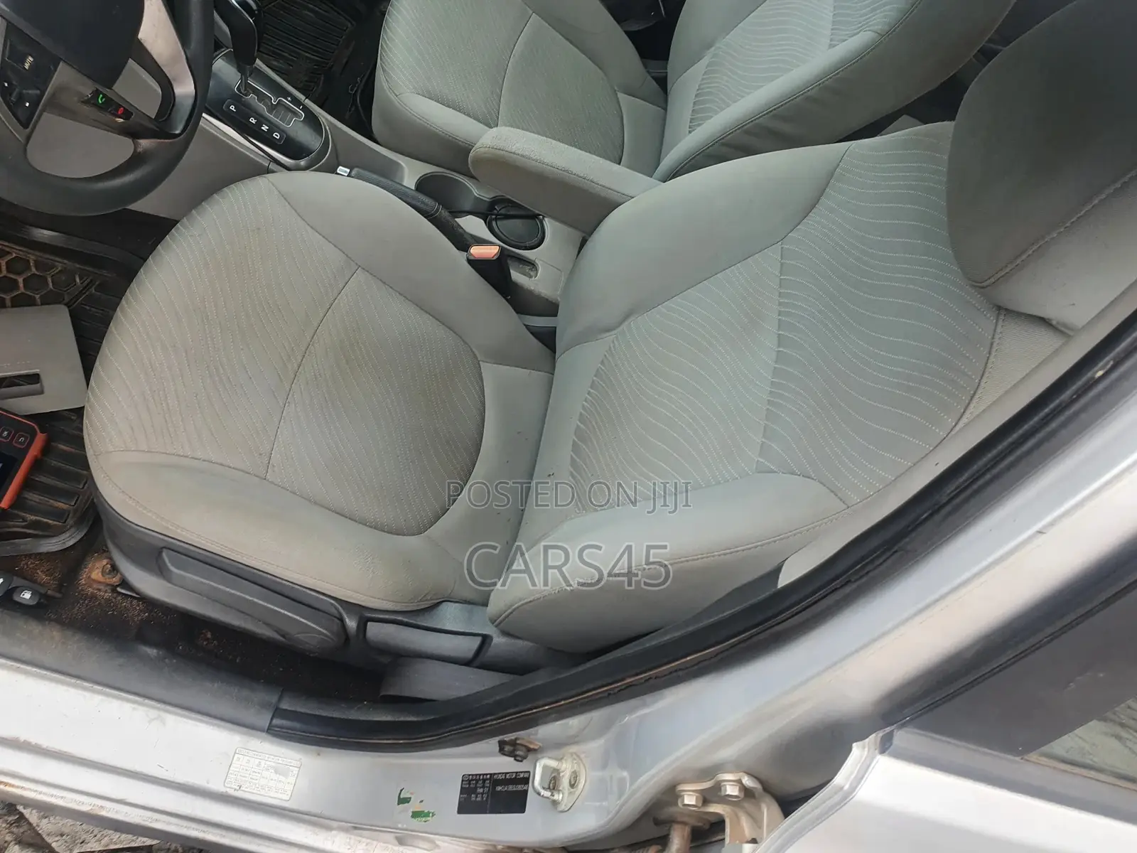 Hyundai Accent 2015 Silver