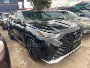 Toyota Highlander XSE FWD 2023 Black