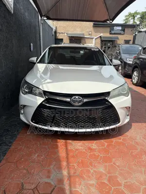 Toyota Camry 2015 White
