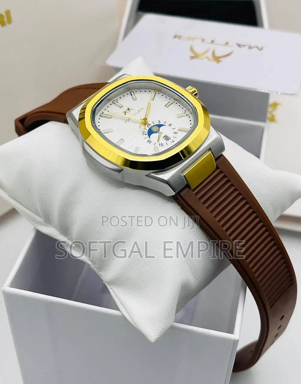 Matturi Rubber Chronograph Watch