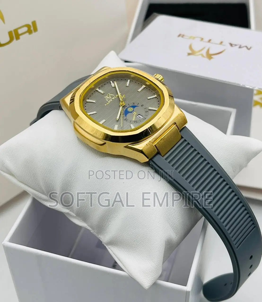 Matturi Rubber Chronograph Watch