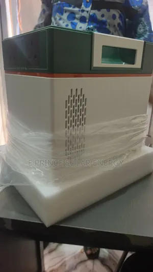 2kwh/1000w Cola Solar Generator