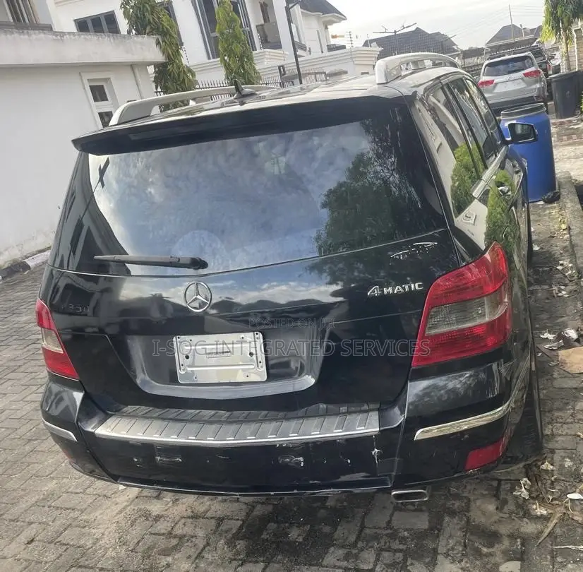 Mercedes-Benz GLK-Class 2011 Black