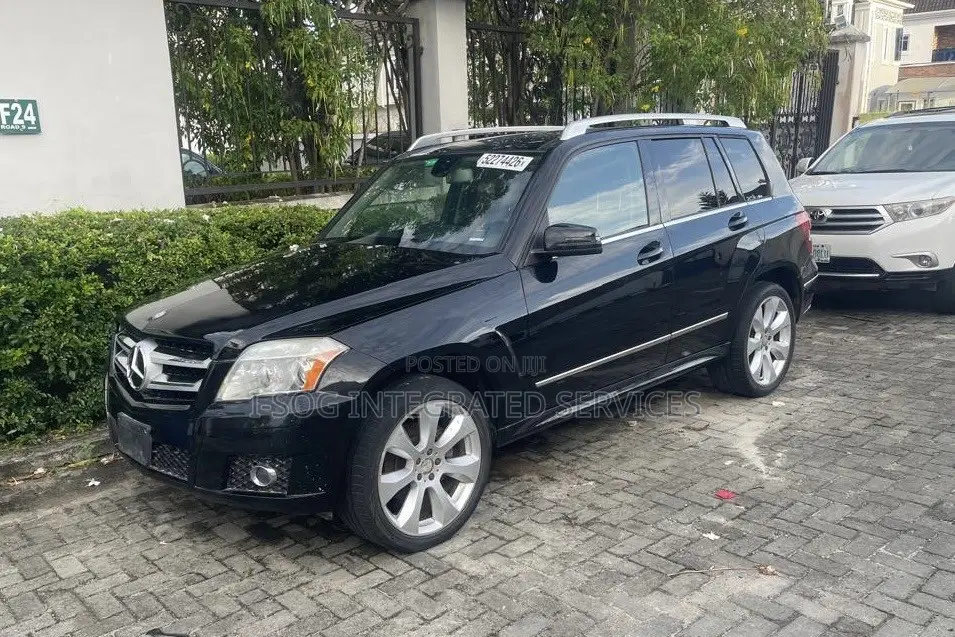 Mercedes-Benz GLK-Class 2011 Black