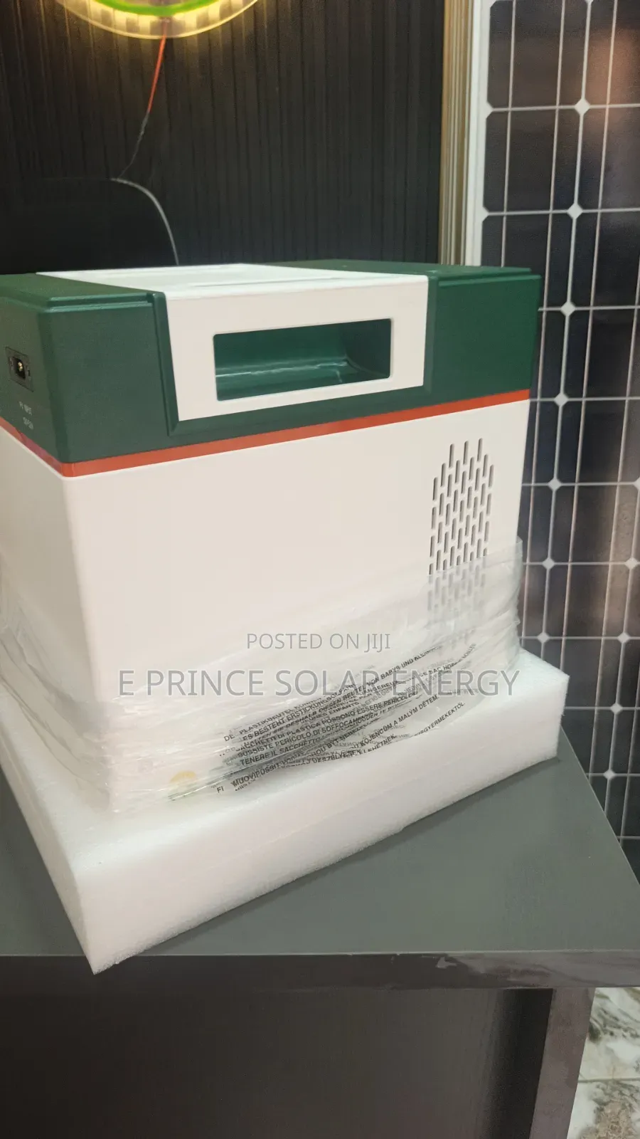 2kwh/1000w Cola Solar Generator System