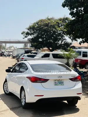 Hyundai Elantra 2014 White