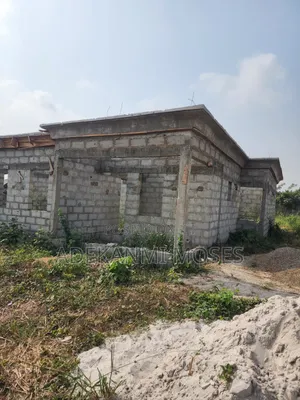 Uncompleted 3 Bedroom Bungalow in Ewuoloye, Maya Ikorodu