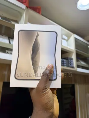 New Apple iPhone Duo 256 GB White
