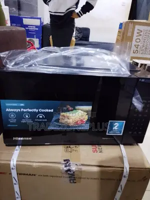 20L Hisense 700W Microwave With Digital Display