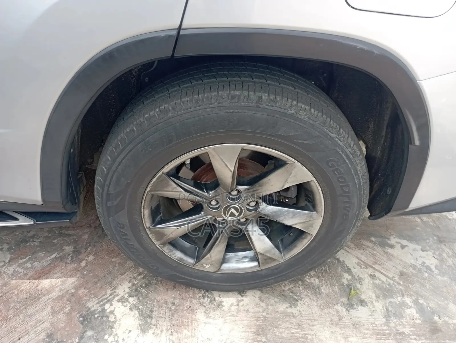 Lexus RX 2018 Silver
