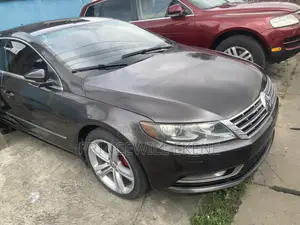 Volkswagen CC Sport 2013 Brown