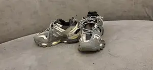 Balenciaga Track