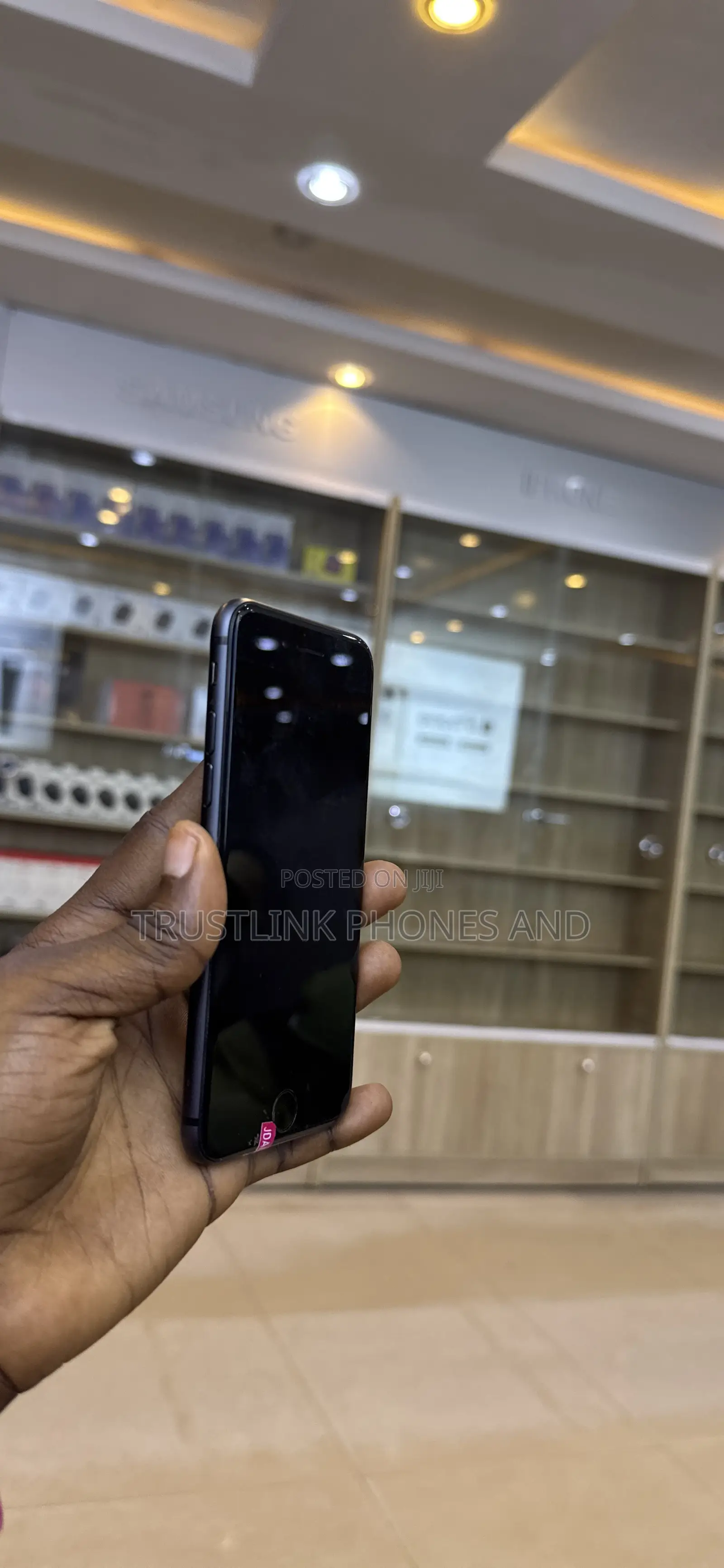 Apple iPhone 8 64 GB Black