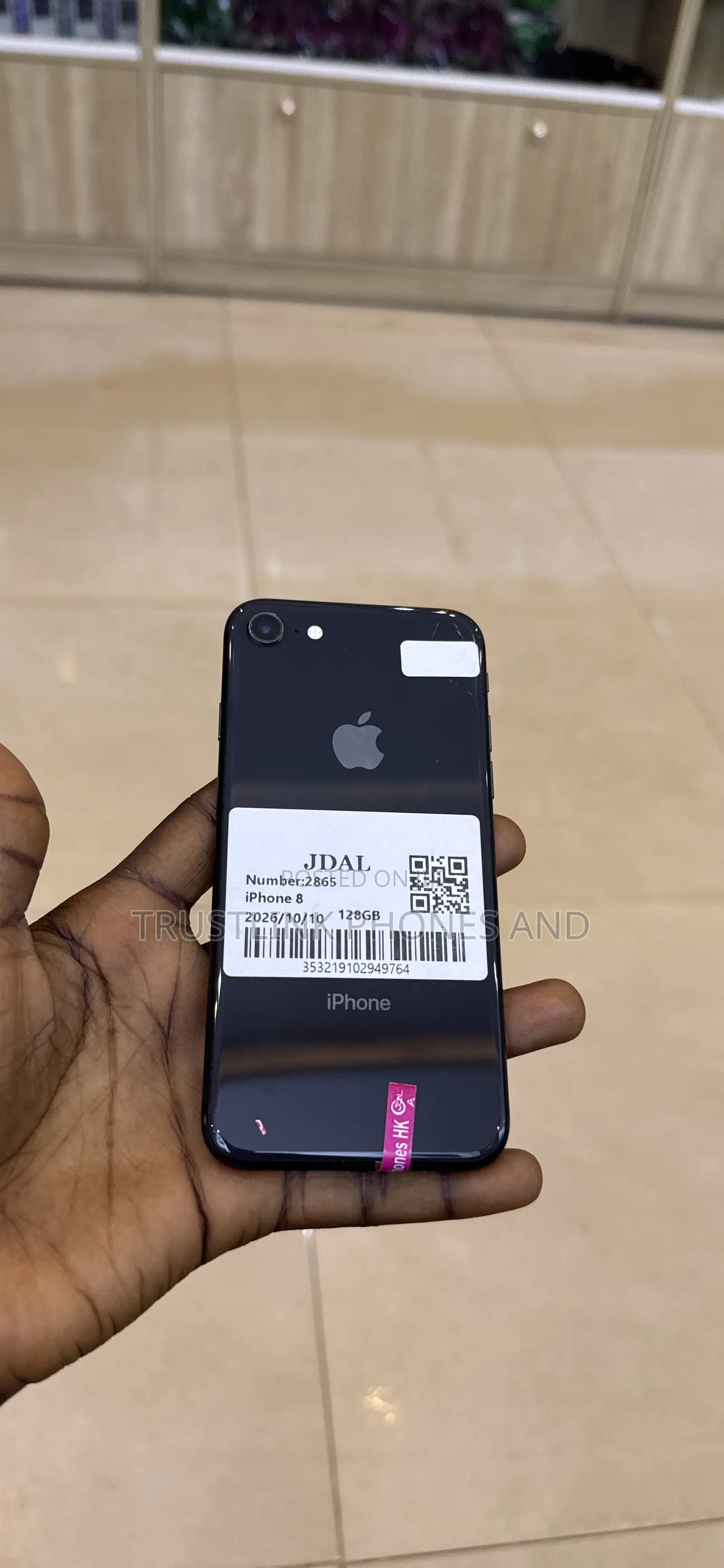 Apple iPhone 8 64 GB Black