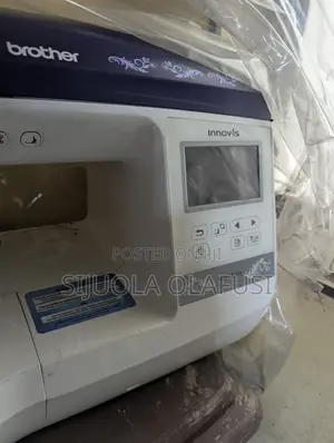 Innovis NQ 1400E Embroidery Machine
