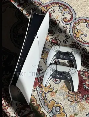 PS5 Slim With Controller