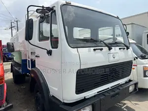 Mercedes Benz 16/17 Water Tank Truck