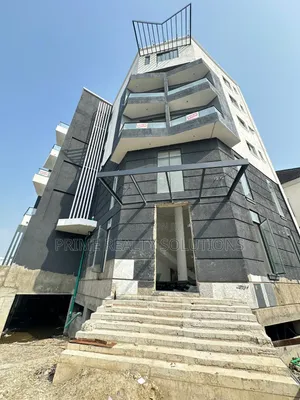 2bdrm Apartment in Chevron for sale