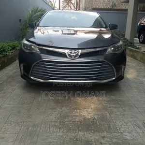 Toyota Avalon XLE 4dr Sedan (3.5L 6cyl 6A) 2014 Gray