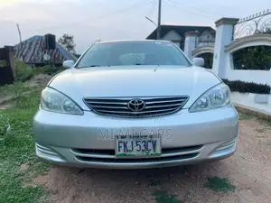 Toyota Camry 2002 Silver