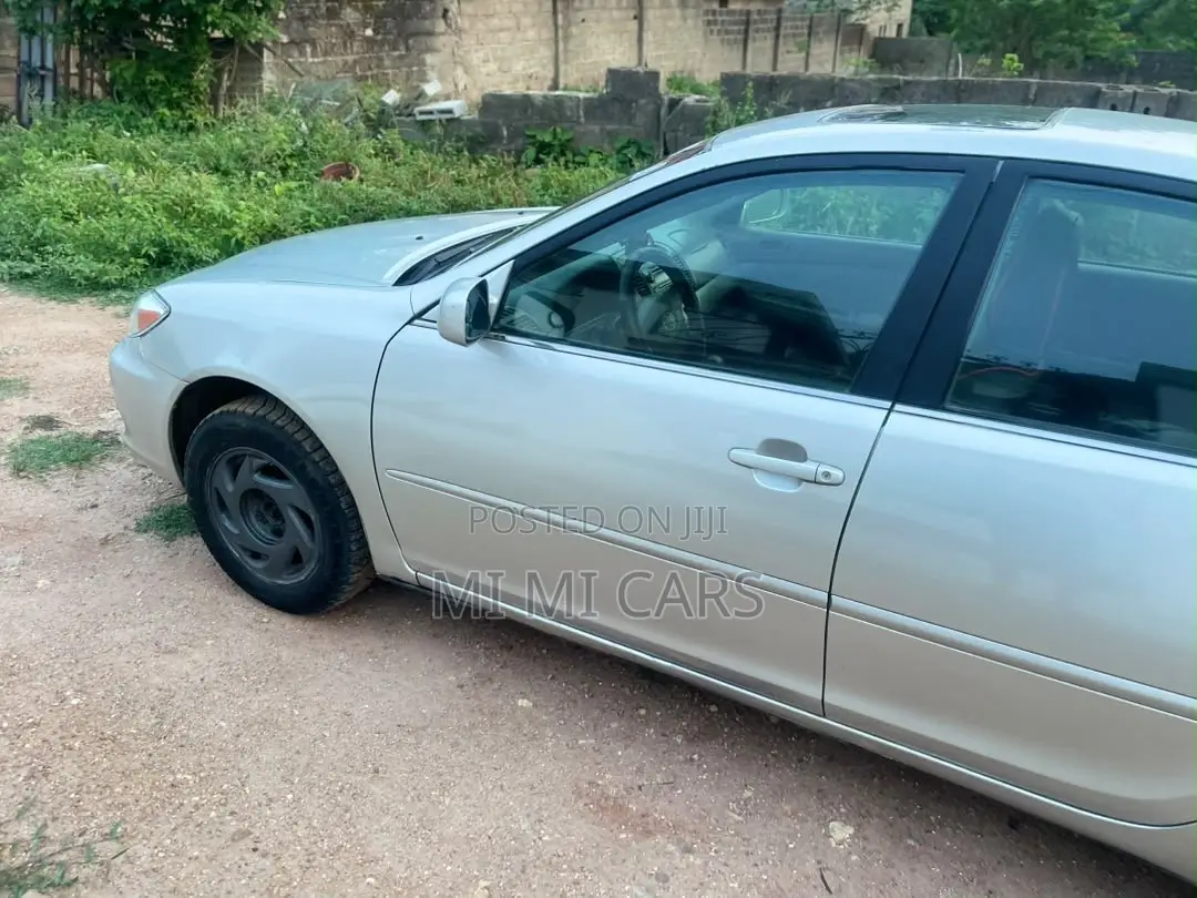 Toyota Camry 2002 Silver