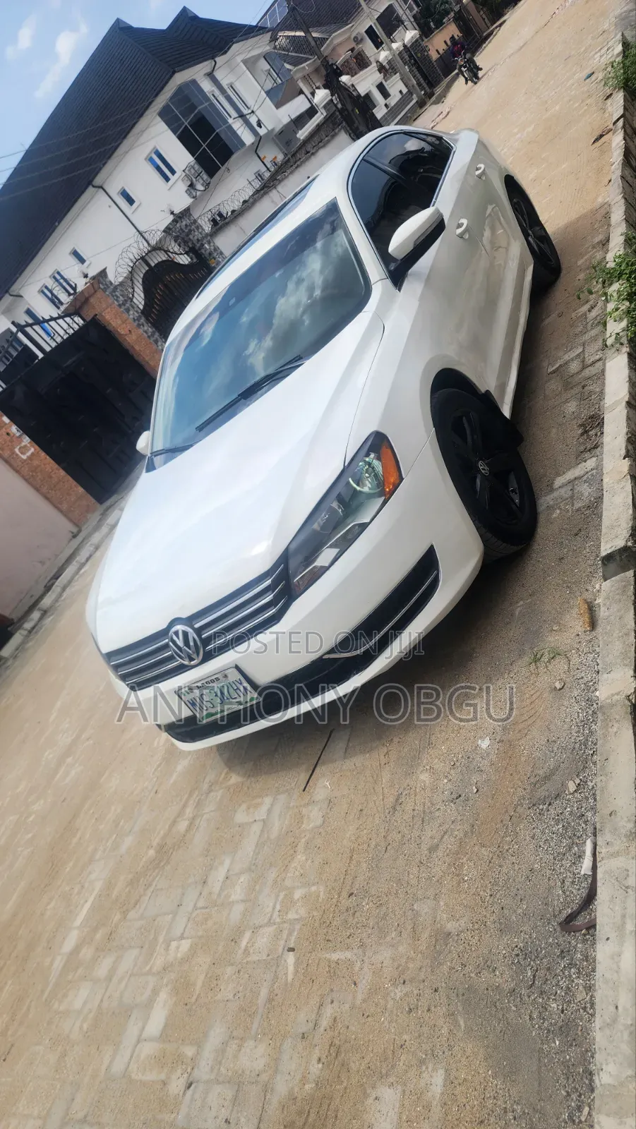 Volkswagen Passat 2013 White