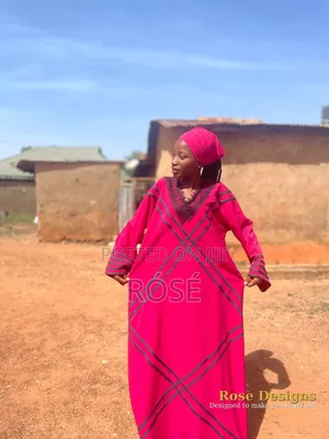 Rósé Pink Abaya