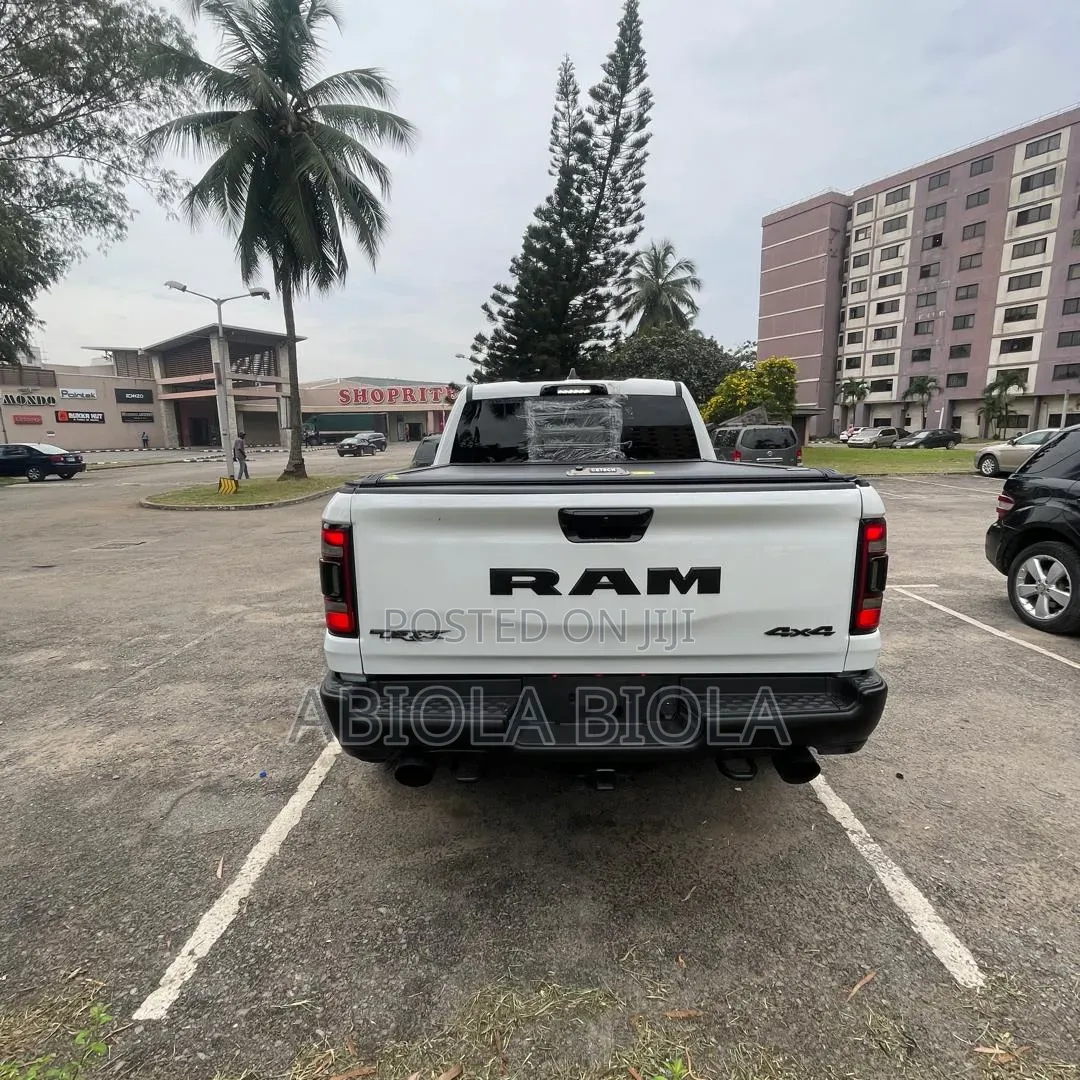 Dodge RAM 2025 White