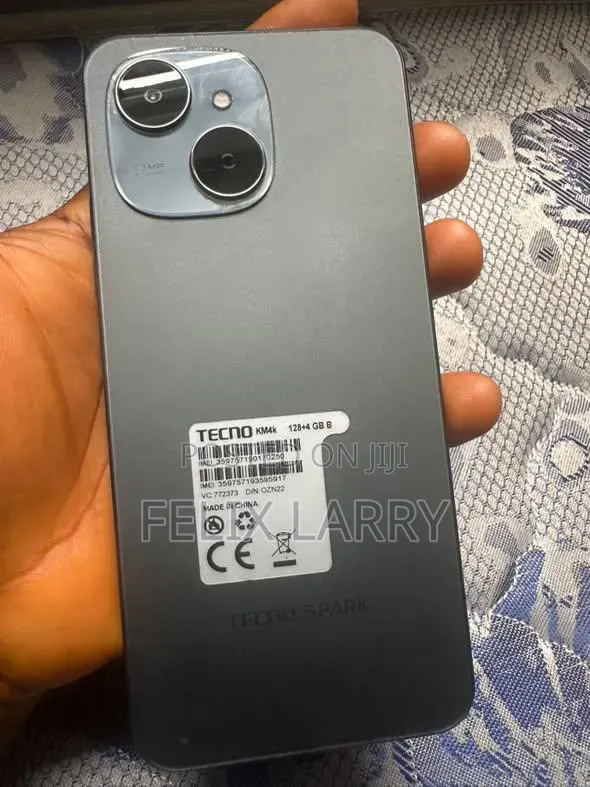 Tecno Spark 40 128 GB Black