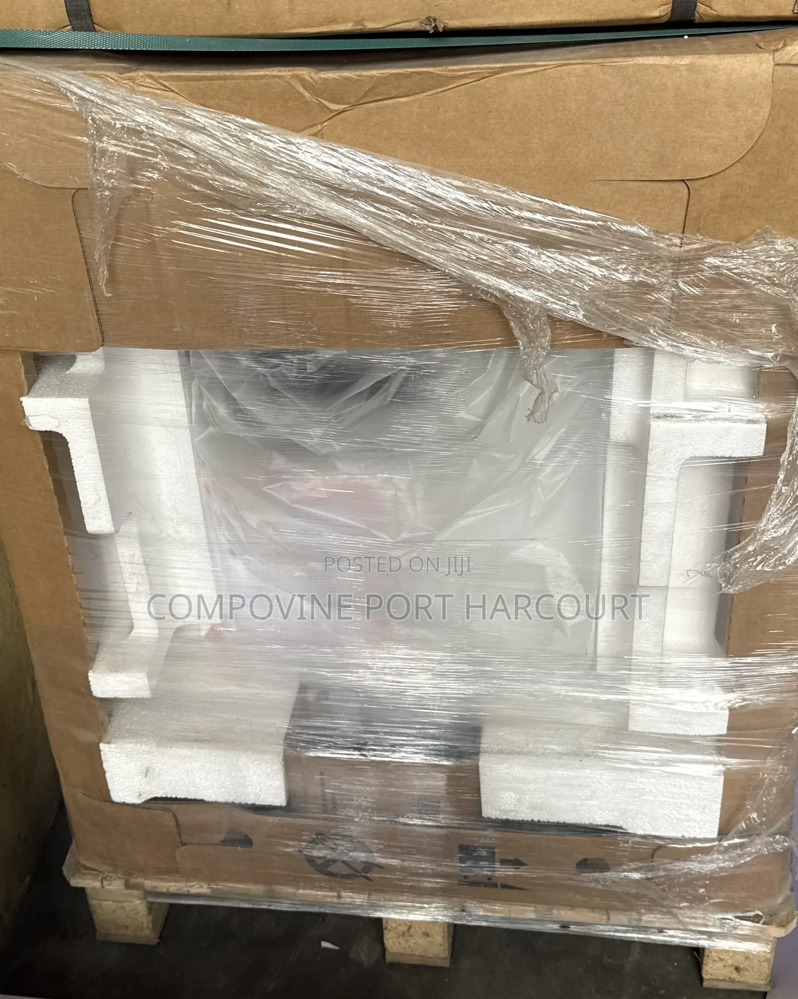 HP Color Laserjet Enterprise M776dn Multifunction Printer (T3u55a)