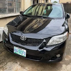 Toyota Corolla LE 4dr Sedan (1.8L 4 cyl 4A) 2009 Black