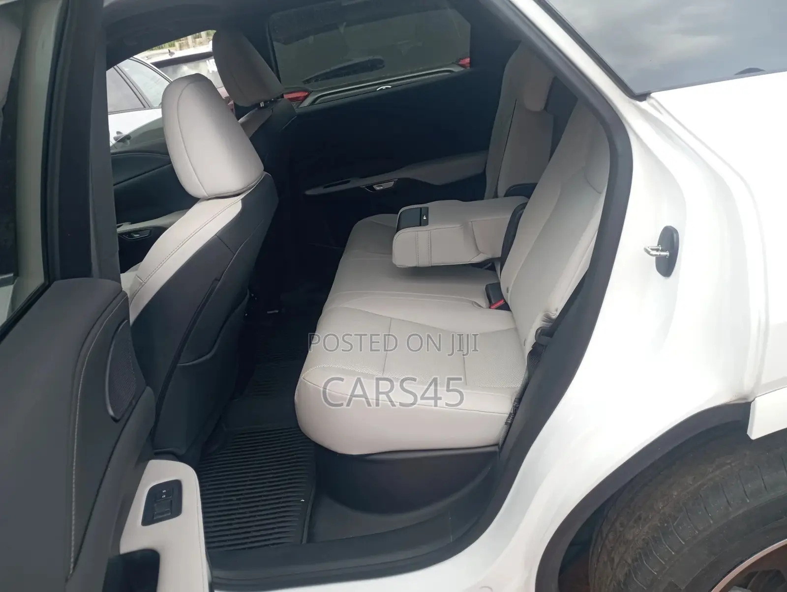 Lexus RX 2024 White