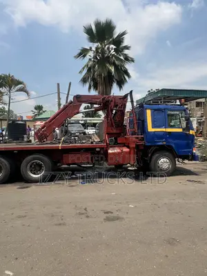 17-Ton Flatbed Hiab Truck for Hire