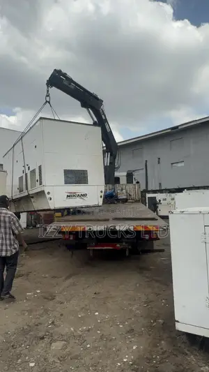 Hiab Truck for Generator Loading and Offloading