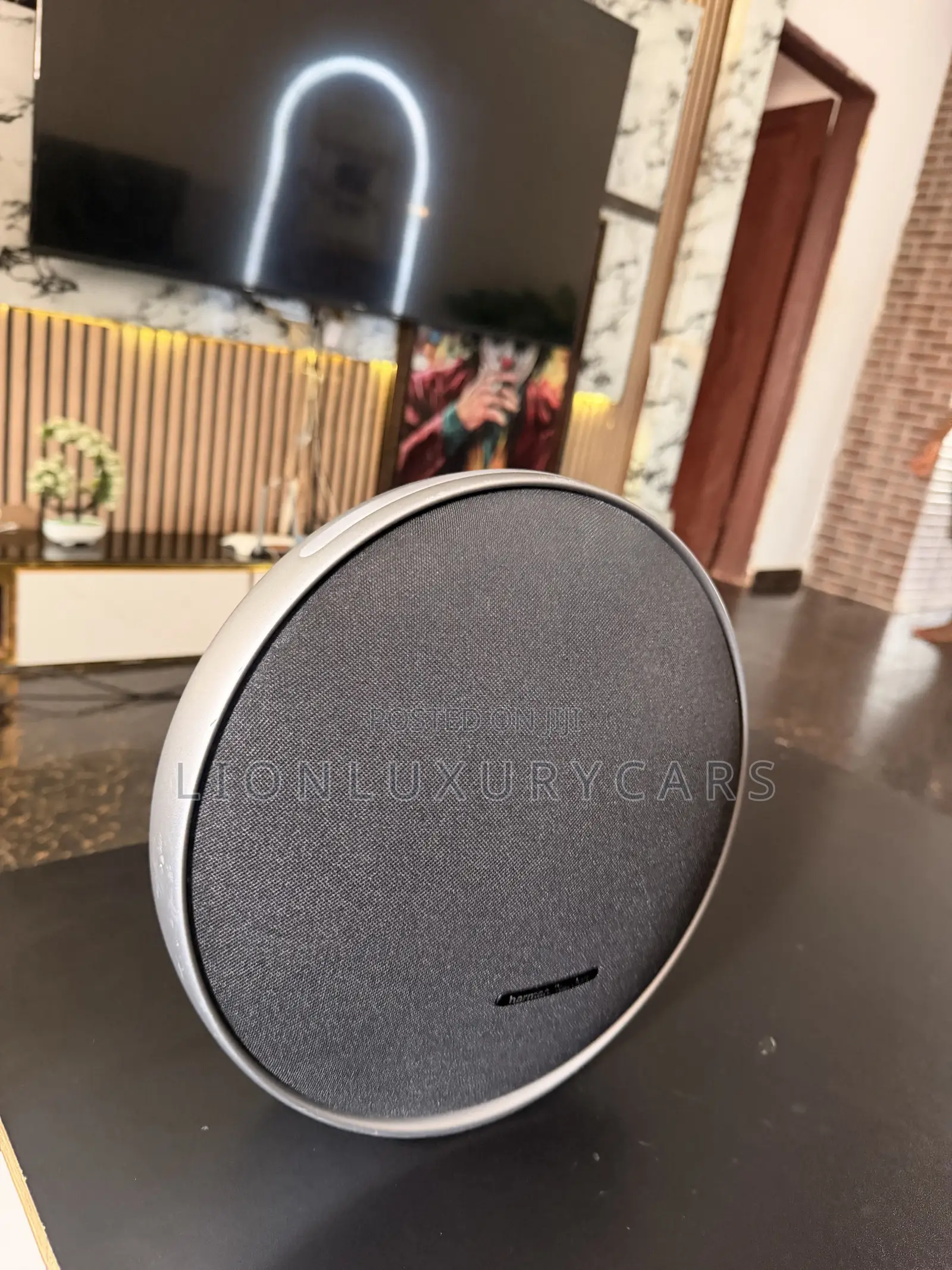 Studio9 Speaker