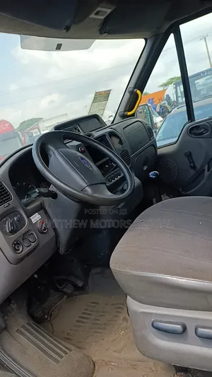 Ford Transit 2005 Green