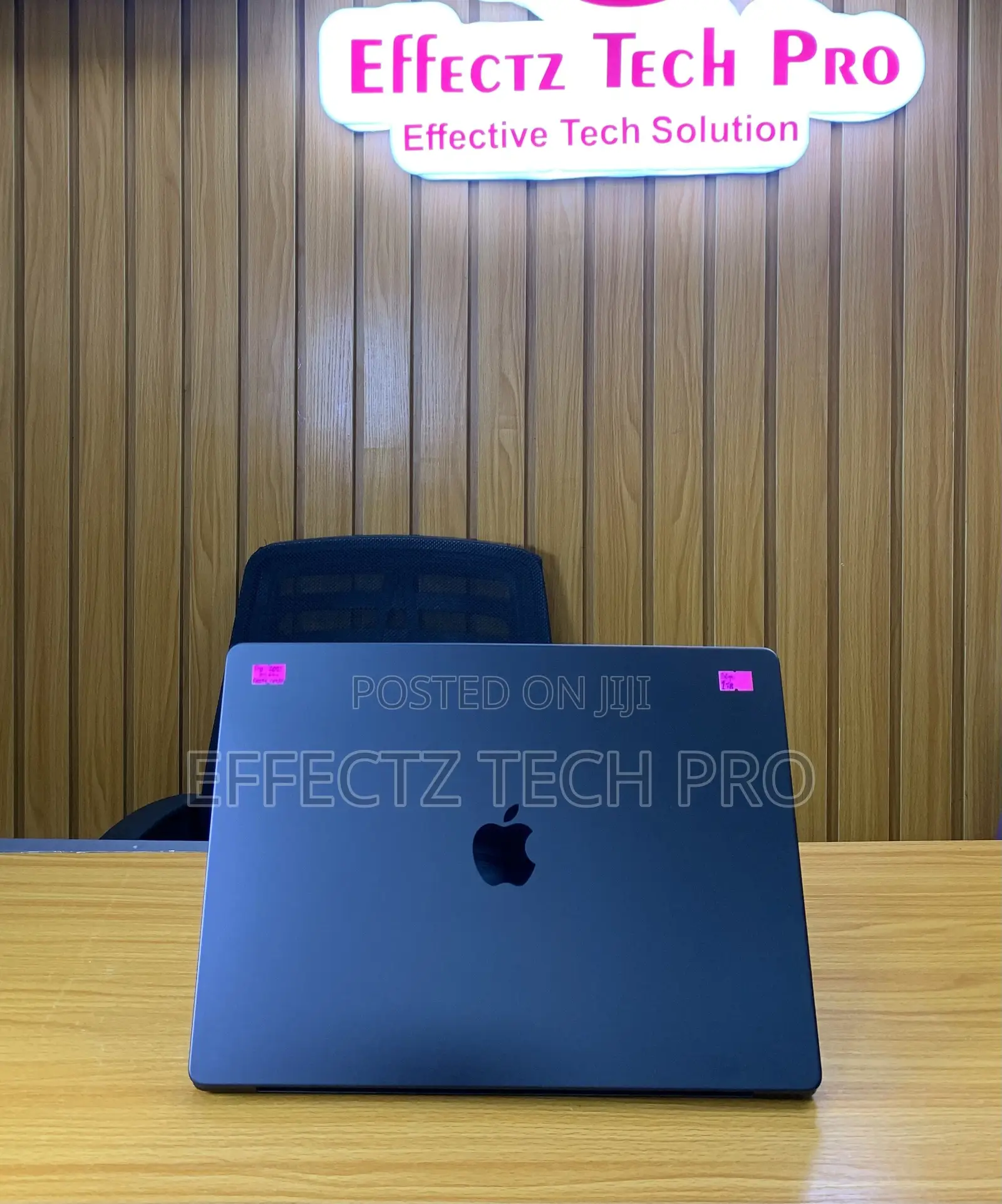 Laptop Apple MacBook Pro 2023 M3 Max 36GB Apple M3 Max SSD 1T