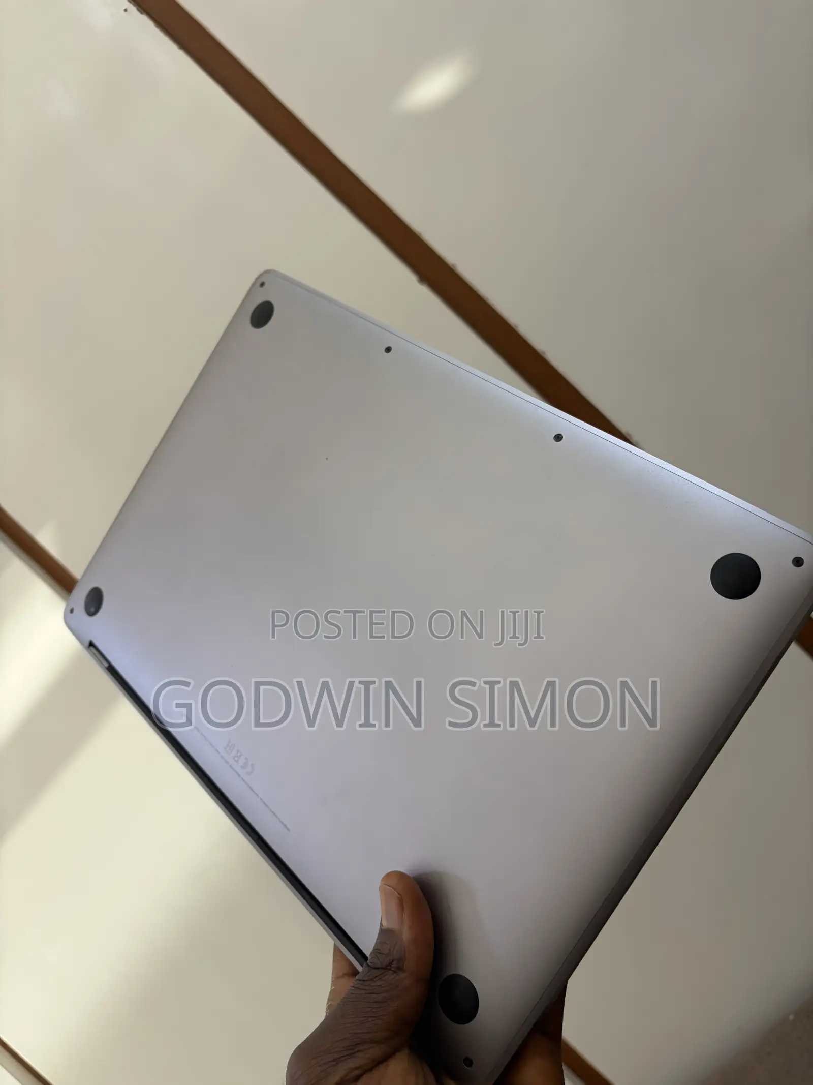 Laptop Apple MacBook Pro 2019 8GB Intel Core i5 SSD 128GB