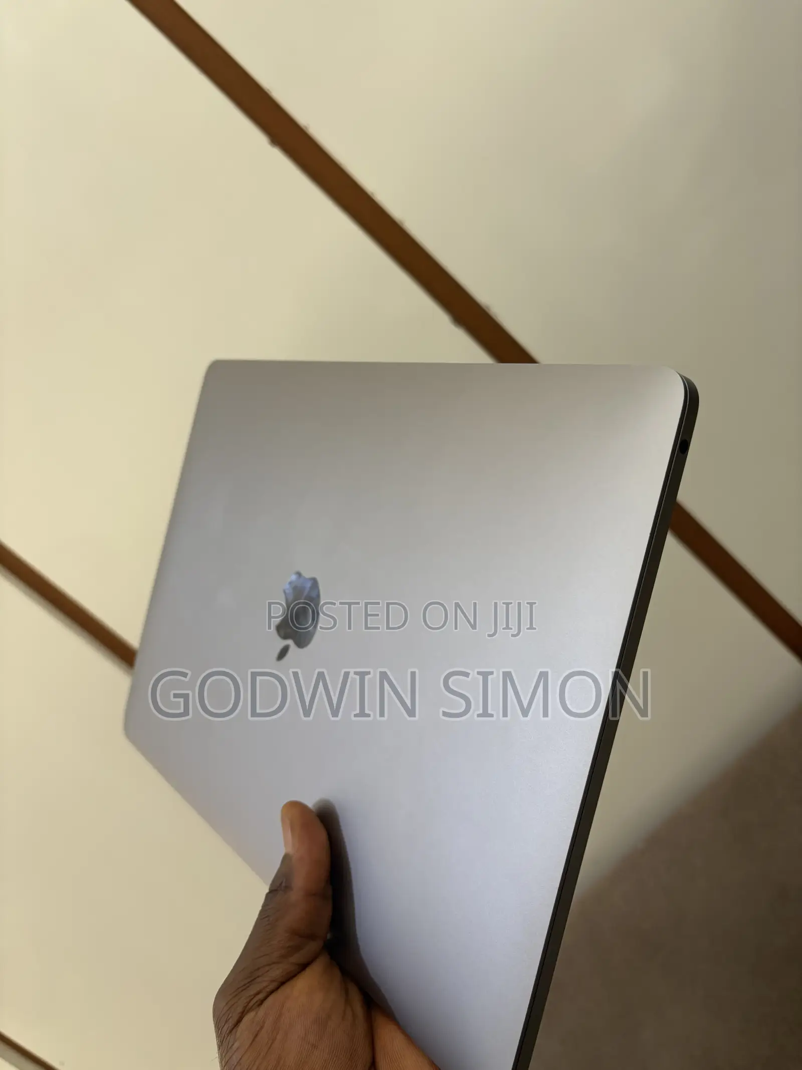 Laptop Apple MacBook Pro 2019 8GB Intel Core i5 SSD 128GB