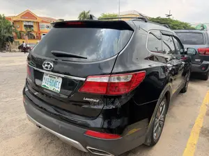 Hyundai Santa Fe 2015 Black