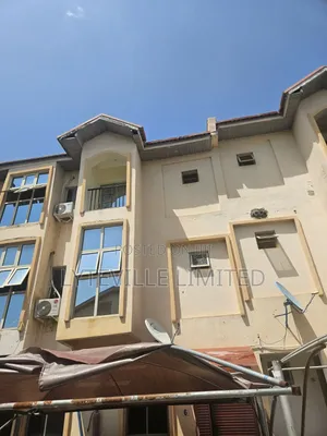 3bdrm Townhouse/Terrace in Wuye for sale
