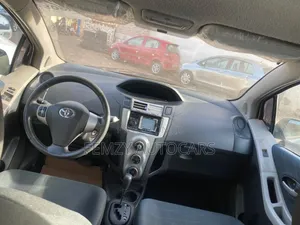 Toyota Yaris 2008 Silver