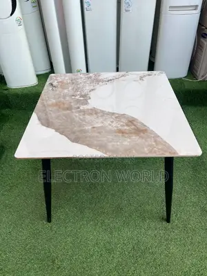 4 Seater Mable Dining Table